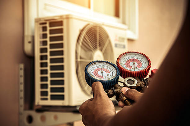 Professional Hvac technician working in Katy, TX
